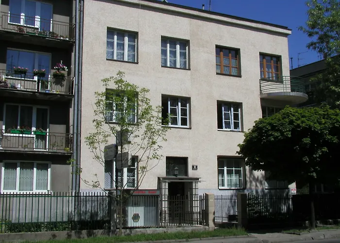 Alder Apartments